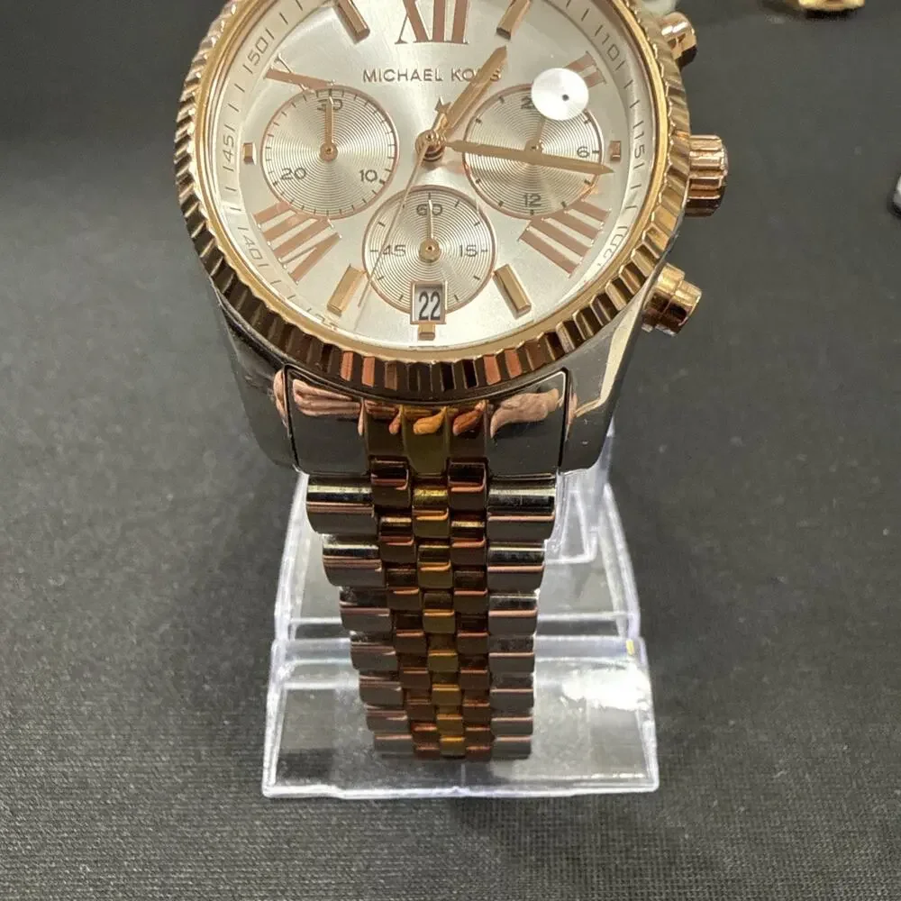 MICHAEL KORS WOMENS LEXINGTON TRI-TONE CHRONOGRAPH MK-5735 NEW BATTERY!!!